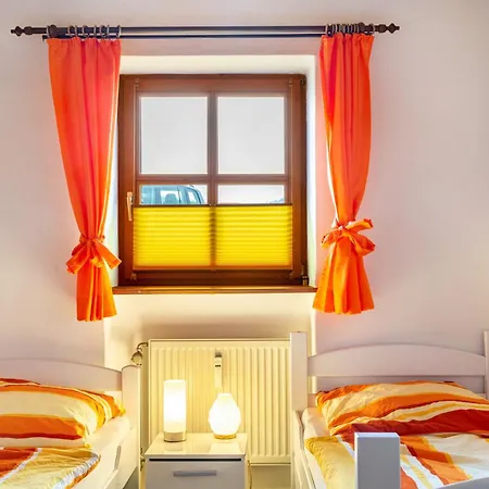 Komfortwohnung Mit Pool Und Sauna * 豪岑堡